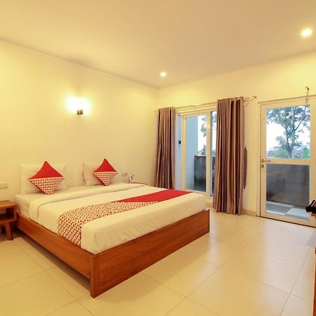 Oyo 396 Tibrae Residence Syariah Lembang Dış mekan fotoğraf